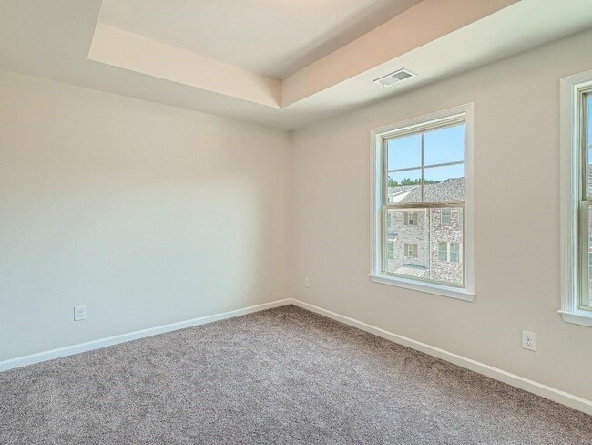 Building Photo - 3537 Hidden Valley Cir