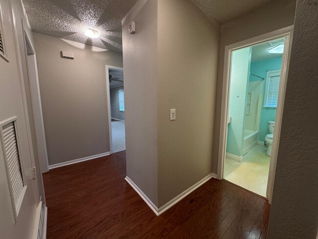 Building Photo - 1516 Rita Ln