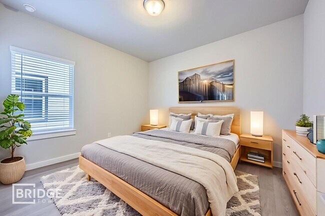 Building Photo - DOVER PLAN