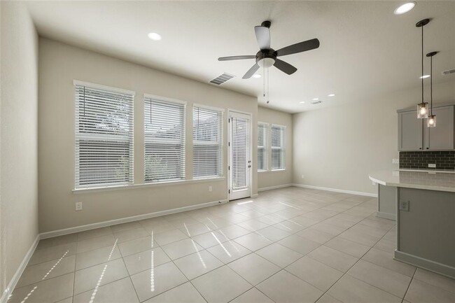 Building Photo - 13608 Cibolo Trace