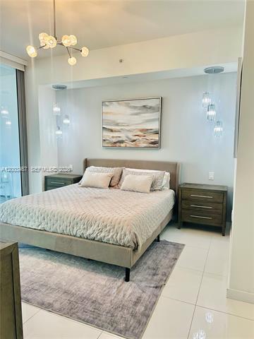 Building Photo - 851 NE 1st Ave