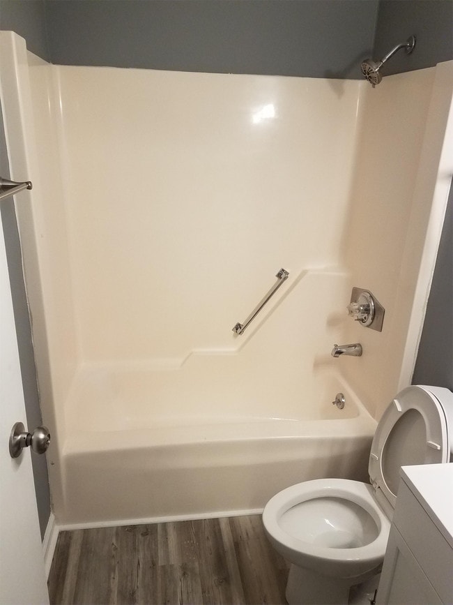 Building Photo - 1118 Austin Dr