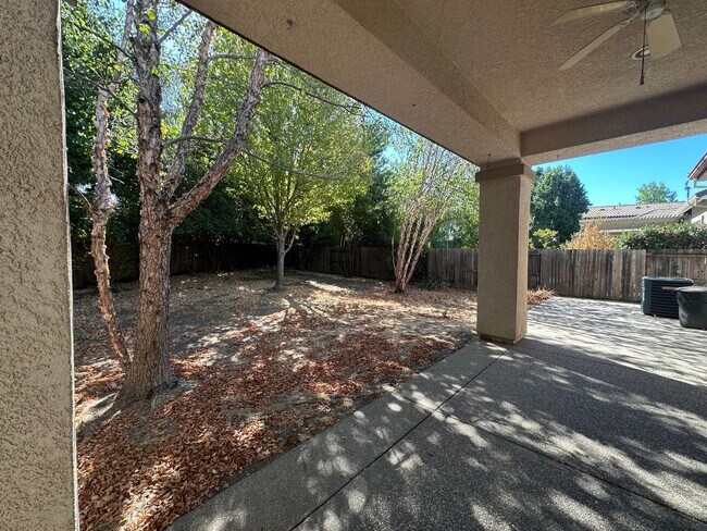 Building Photo - 4333 Reveil Ln