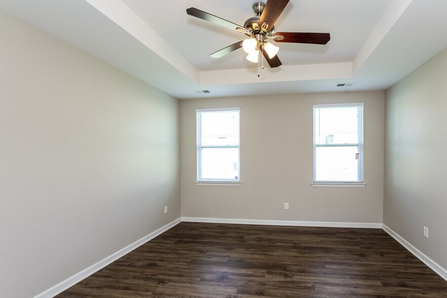 Building Photo - 812 Old Forester Ln