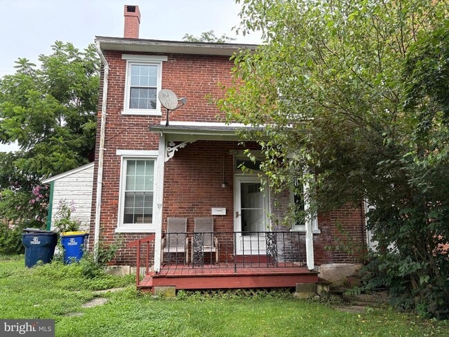 Primary Photo - 21 Gay St