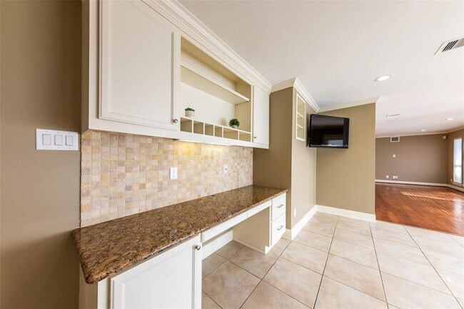 Building Photo - 11839 Stuckey Ln