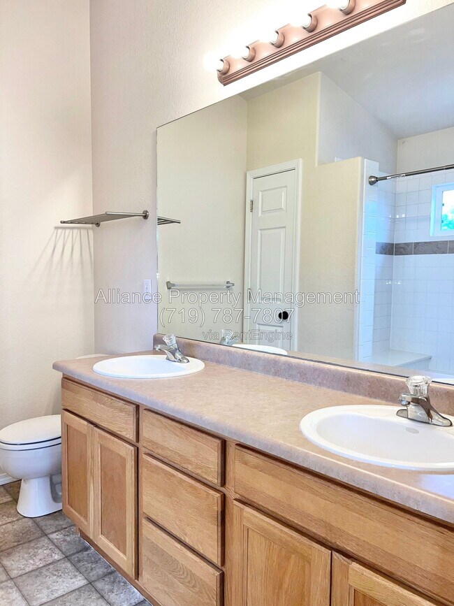 Building Photo - 3836 Packers Point