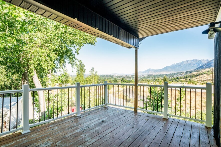 Deck - 694 S Slate Canyon Dr