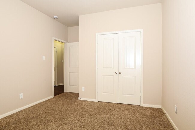 Building Photo - 18306 Paige Terrace Ct