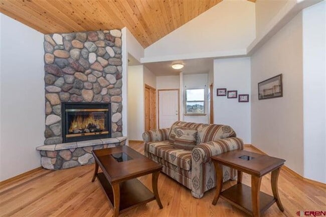 Building Photo - 3-Bedroom Home in Prime Location