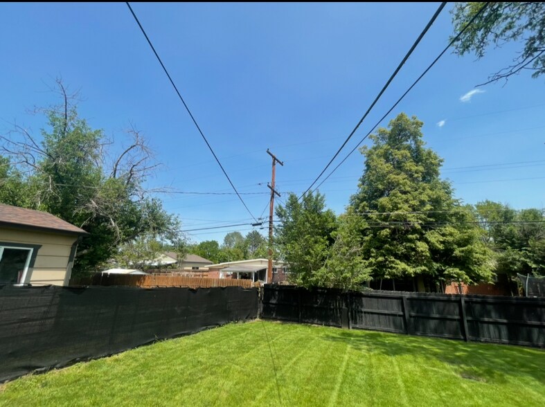 Building Photo - 2528 14th Ave Ct