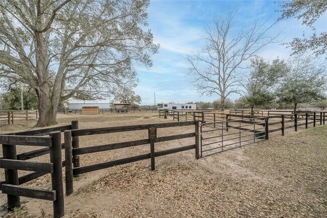 Building Photo - 8540 Boyt Rd