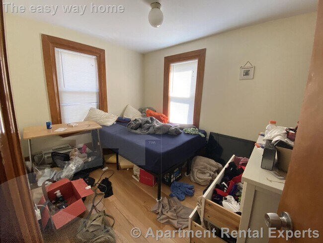 Building Photo - 40 Jay St