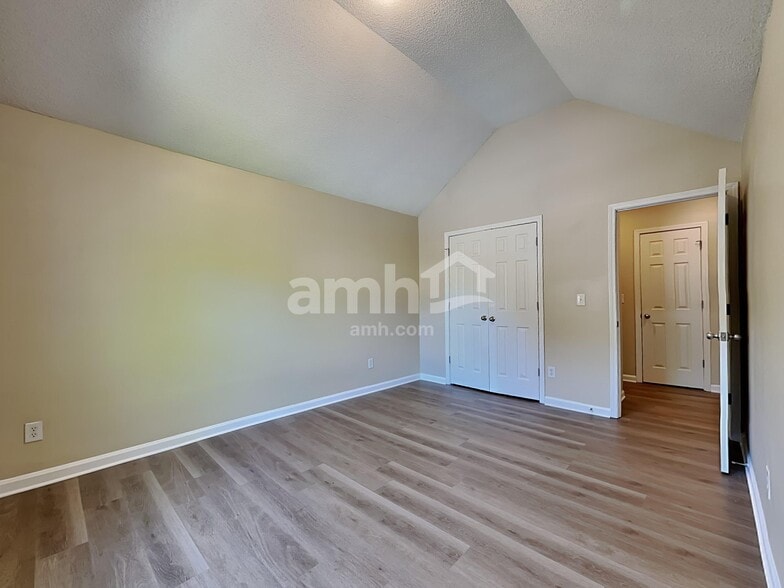 Building Photo - 2988 Cherohala Pt SW