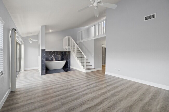 Building Photo - 487 Pinellas Bayway S