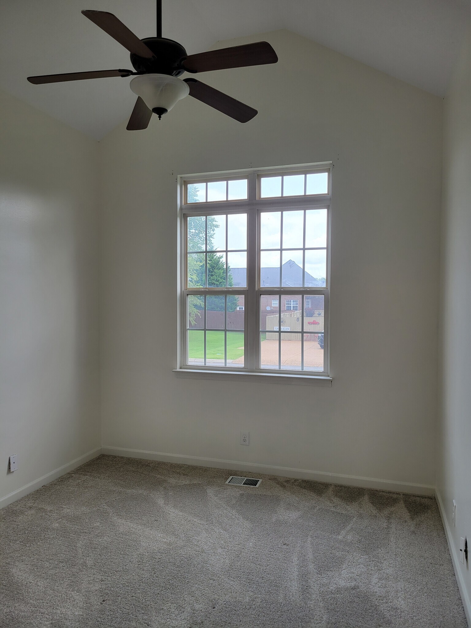 Building Photo - 311 Wyoming Dr