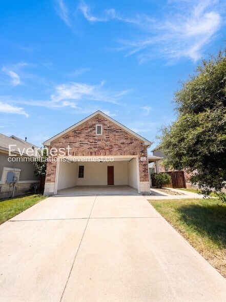 Building Photo - 108 Holstein St
