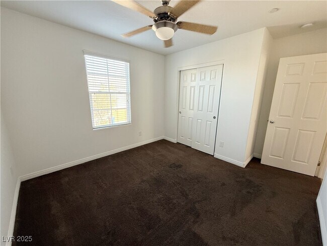 Building Photo - 4628 Woolcomber St