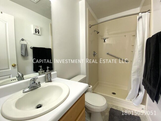 Building Photo - 403 Braidhill Dr