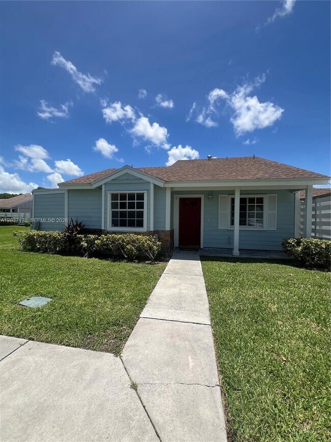 Building Photo - 13742 SW 147th Cir Ln
