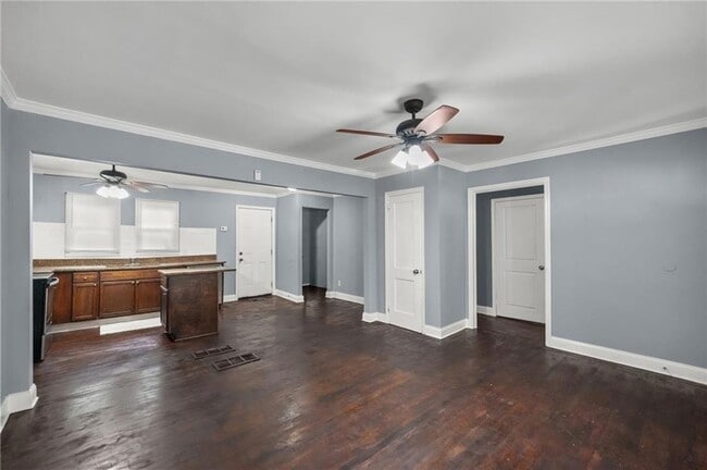 Building Photo - 360 Betsy Ave SW