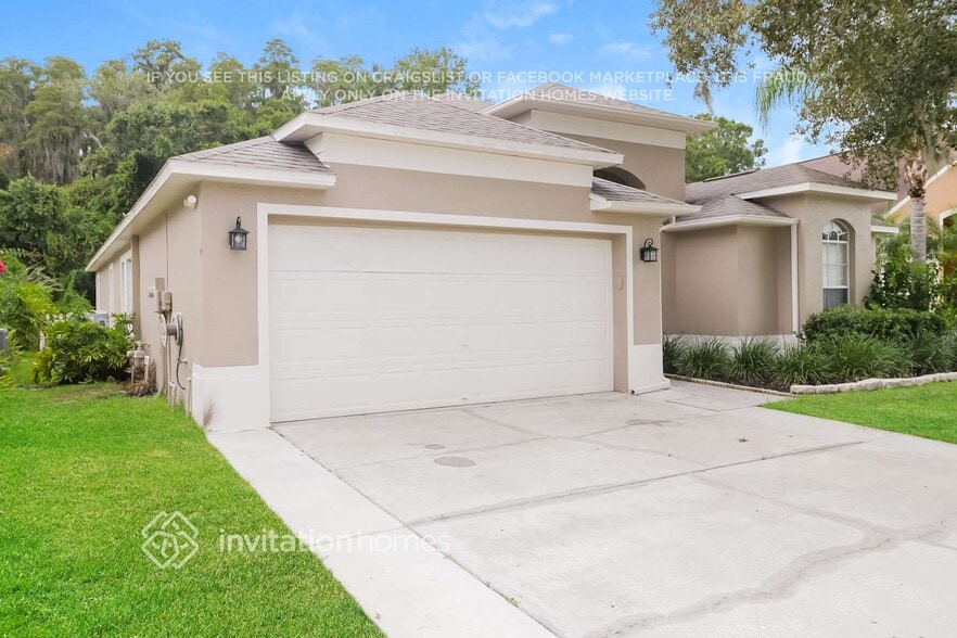 Building Photo - 1327 Crimson Clover Ln