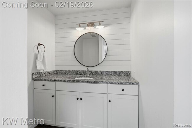 Building Photo - 4606 Strandwyck Rd