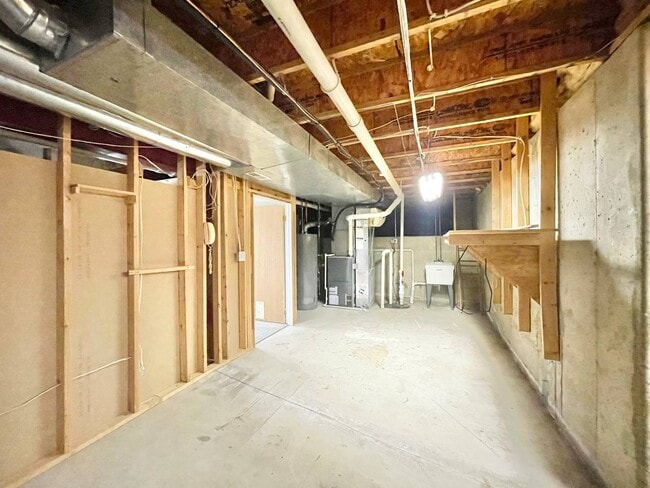 Building Photo - 602 Pearces Ford Rd