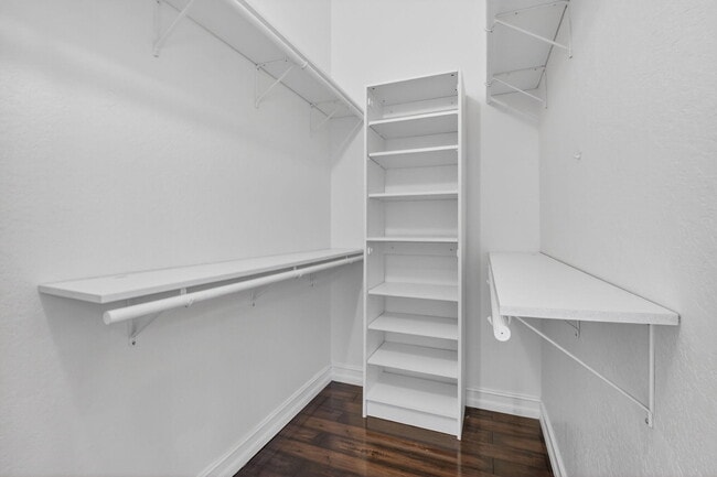 Building Photo - 7558 Ironbridge Cir