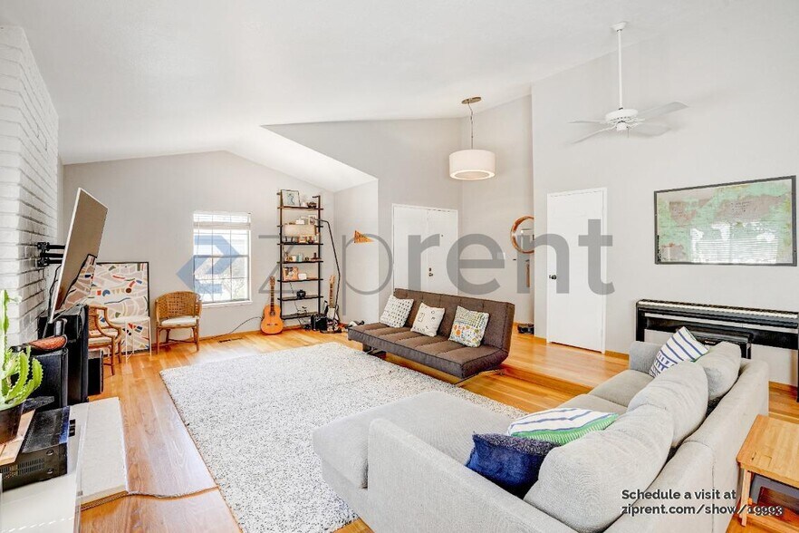 Building Photo - 1444 Cortez Ct