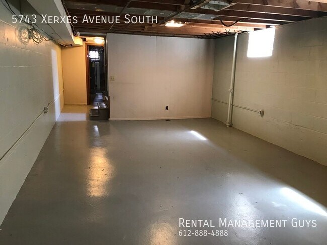 Building Photo - 5741 Xerxes Ave S