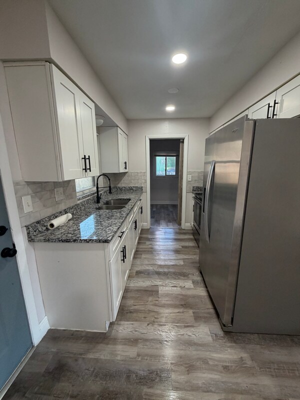 Building Photo - 40027 Proud Mockingbird Rd