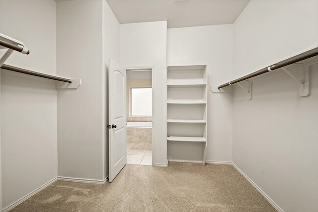 Building Photo - 1303 Paradise Creek Ln