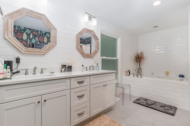 Building Photo - 5817 Fredericksburg Drive – Forest Hills |...