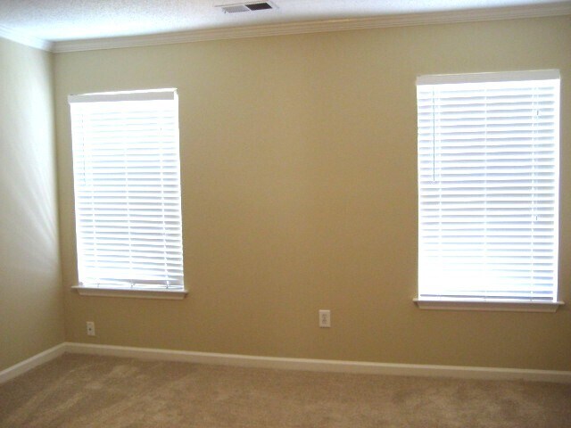 Building Photo - 2253 Joann Dr