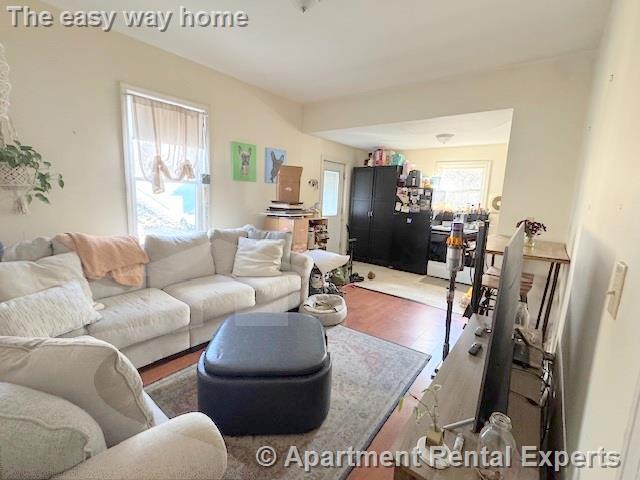 Building Photo - 388 Somerville Ave