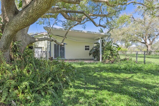 Building Photo - 33546 Chancey Rd