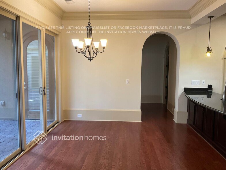 Building Photo - 417 Falling Water Ave