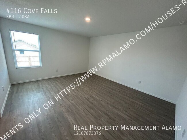 Building Photo - 4116 Cove Fls