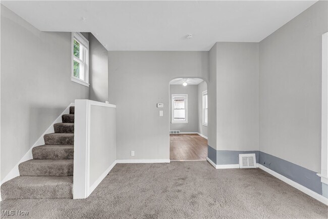 Building Photo - 4307 Gifford Ave