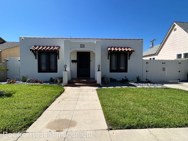 Building Photo - 3 br, 1.5 bath House - 531 S. Clementine St.