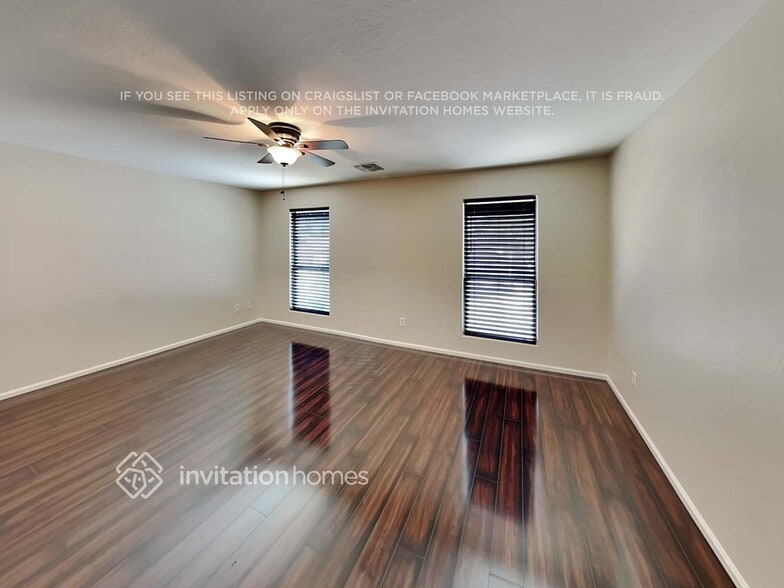 Building Photo - 1374 Matthews Dr