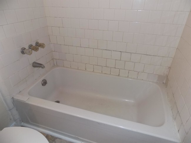 Building Photo - 6510 Cissna Dr