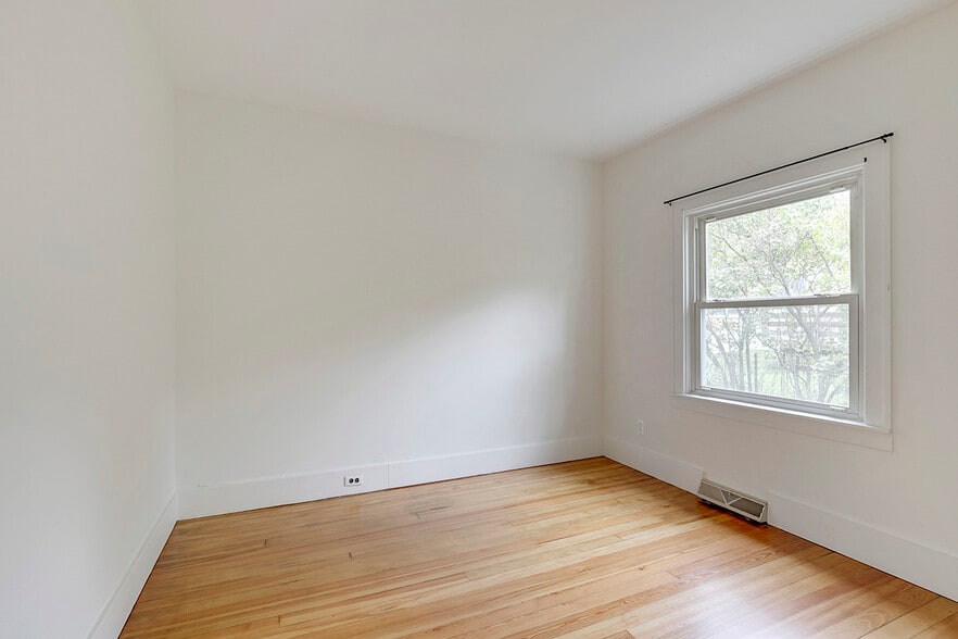 Building Photo - 1633 McDonald St NW