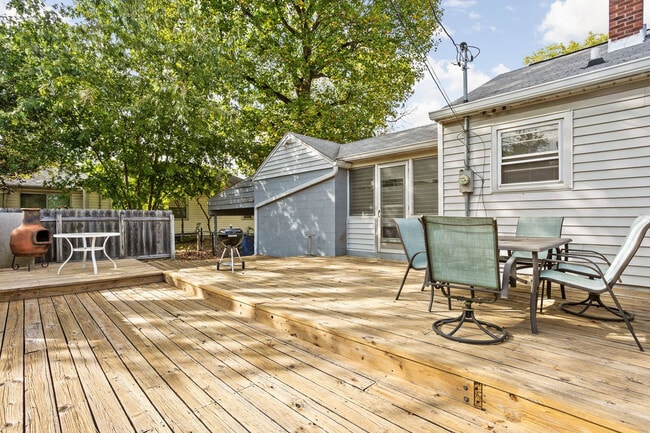 Building Photo - 2307 E 65th St