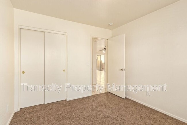 Building Photo - 5854 E Harmony Ave