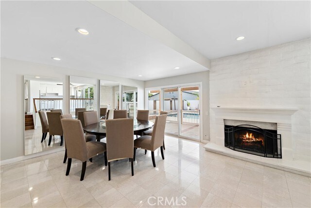 Building Photo - 24701 Eloisa Dr