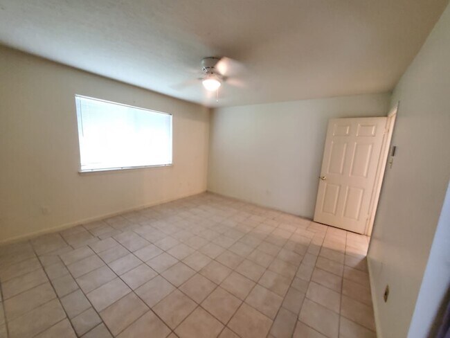 Building Photo - 21435 Park Mill Ln