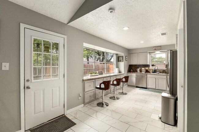Building Photo - 14110 Eventide Dr