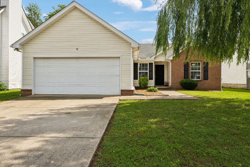 Building Photo - 163 Lansdan Dr